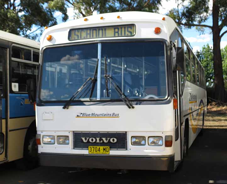 Blue Mountains Volvo B6FA Custom 3704MO